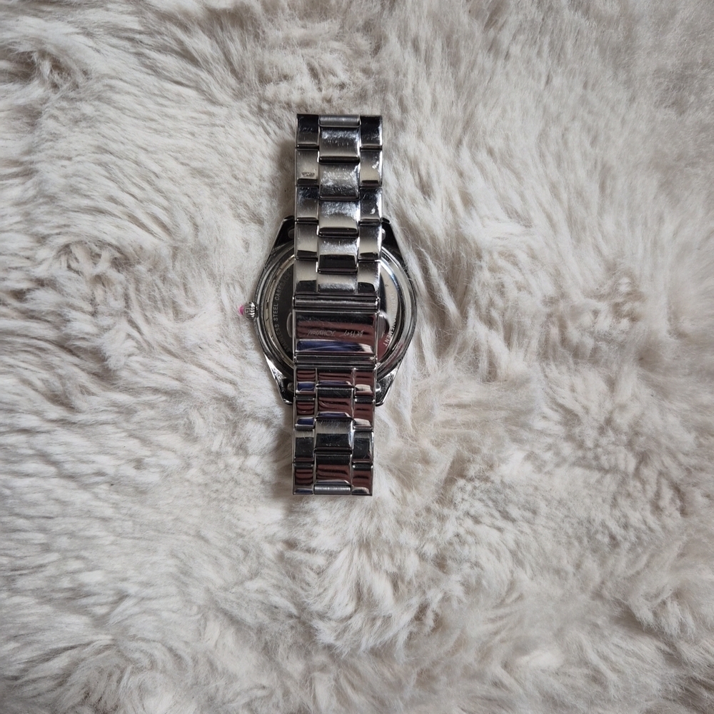 Betsey Johnson Watch Silver Tone Pink Heart Hand Streetwear Twee Girly Cute Y2K - Picture 3 of 13